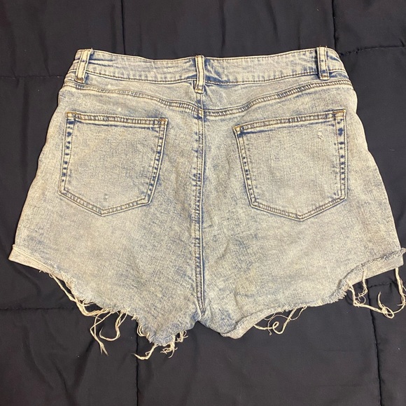 WAREHOUSE ONE mom short - Picture 2 of 3